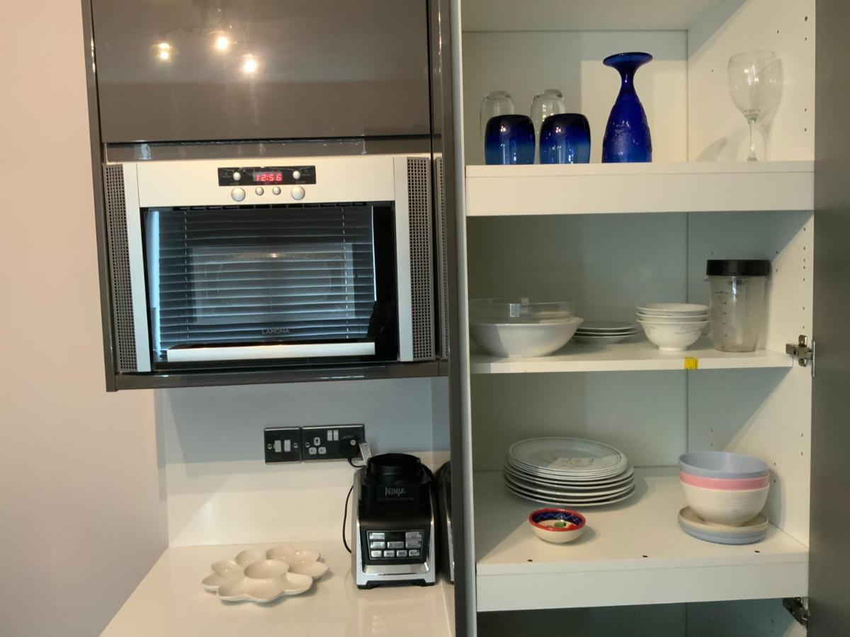 2 Bedroom Apartment Near Southfields London Eksteriør bilde
