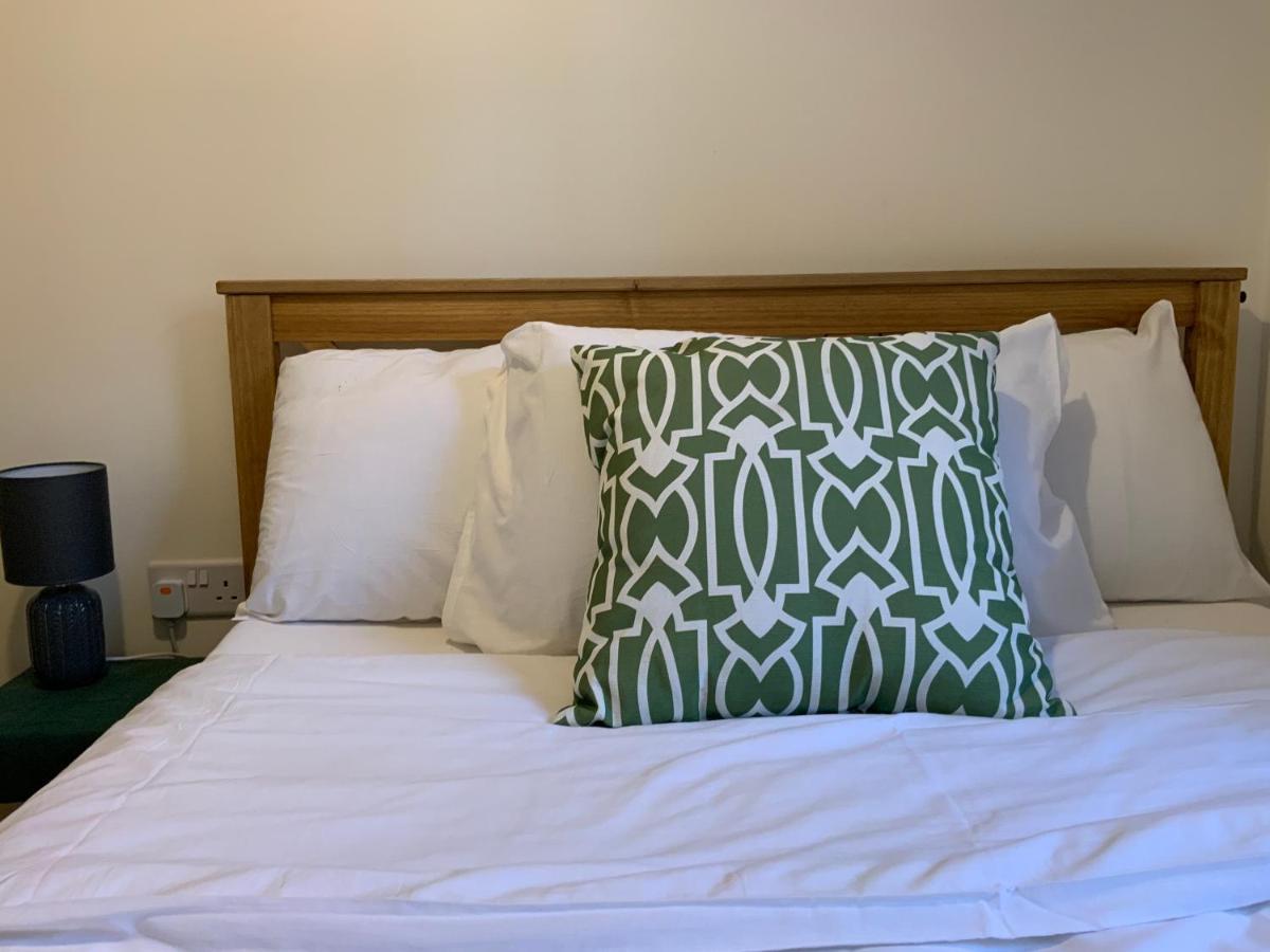 2 Bedroom Apartment Near Southfields London Eksteriør bilde